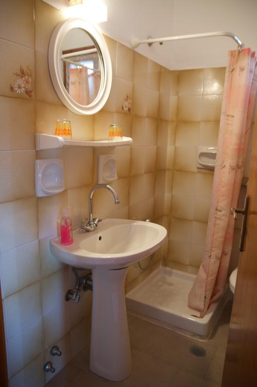 Stavroula Rooms Makrirrákhi Habitación foto